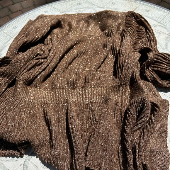 Cyn Les vintage sweater peplum style slightly fixed button waist. Sz 12 - Picture 4 of 6